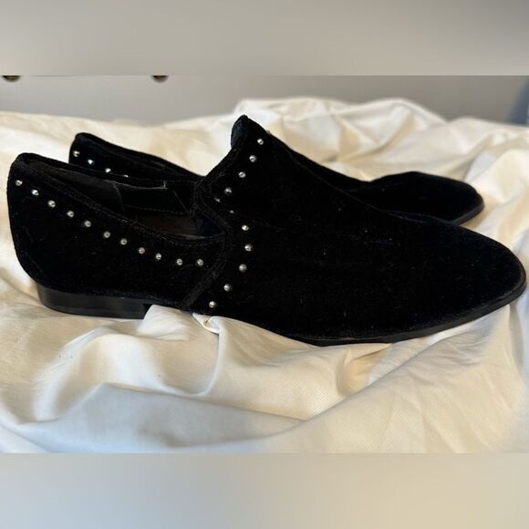 Black Velvet Studded Slip On Shoe by Steve Madden / Women's 8.5M - Picture 1 of 8